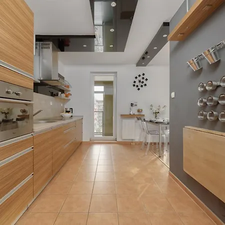 Διαμέρισμα Teczowa In By Rent Like Βρότσλαβ